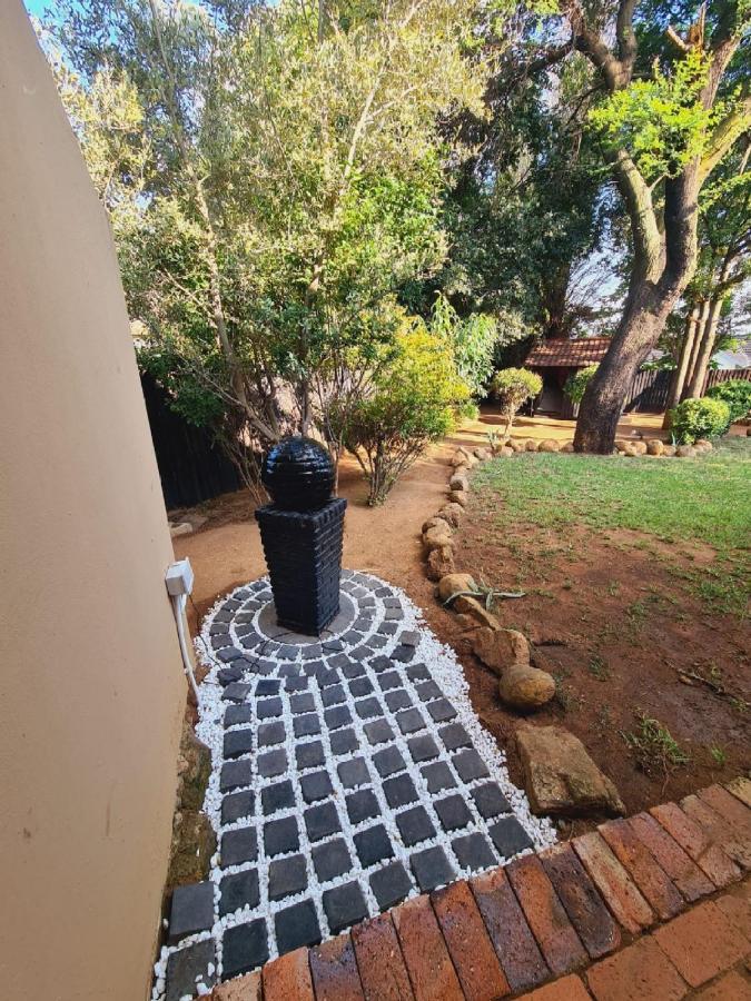 Cozy Cabin Midrand Kültér fotó